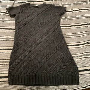 A pea in the pod maternity sweater dress